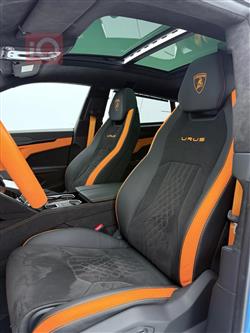 لامبۆرگینی ئوروس